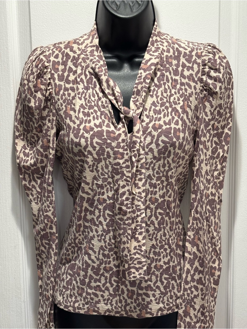 Nation LTD Evette Animal Print Tie-Neck Puff Sleeve Top Blouse Antique Leopard